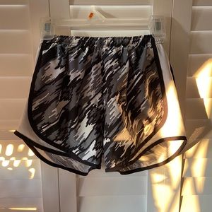 nike adjustable running shorts